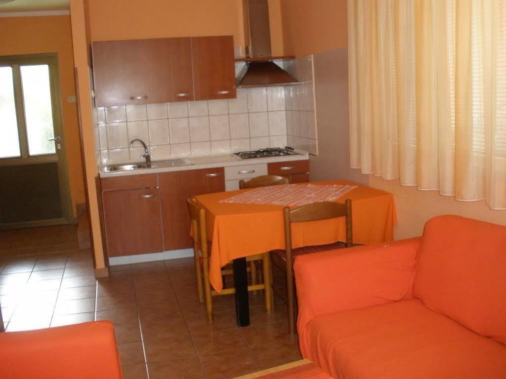 Family Apartments Suzi Rovinj Eksteriør billede
