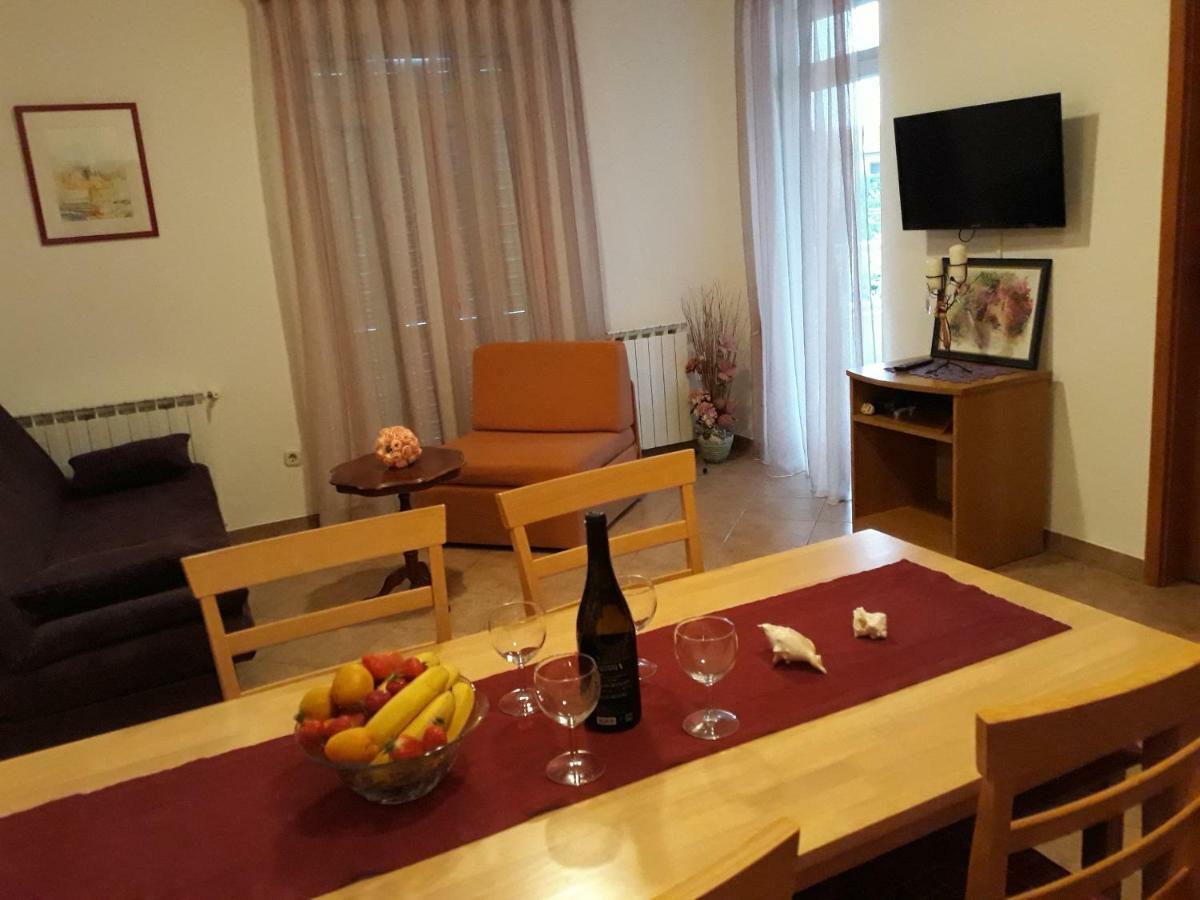 Family Apartments Suzi Rovinj Eksteriør billede